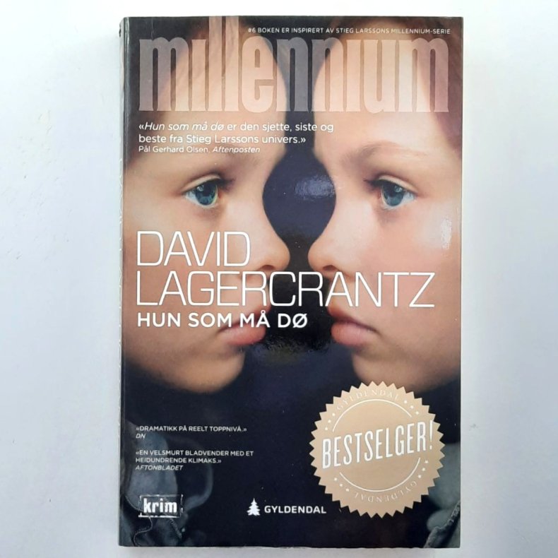 David Lagercrantz - Hun som m� d� (Heftet)