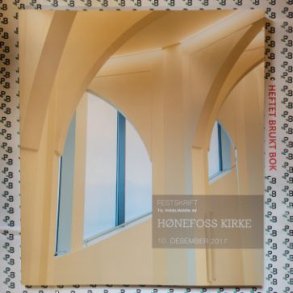 Festskrift til vigslingen av Hnefoss kirke 10. desember 2017