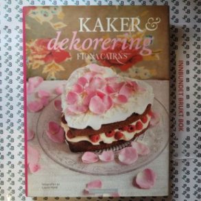 Fiona Cairns - Kaker & dekorering