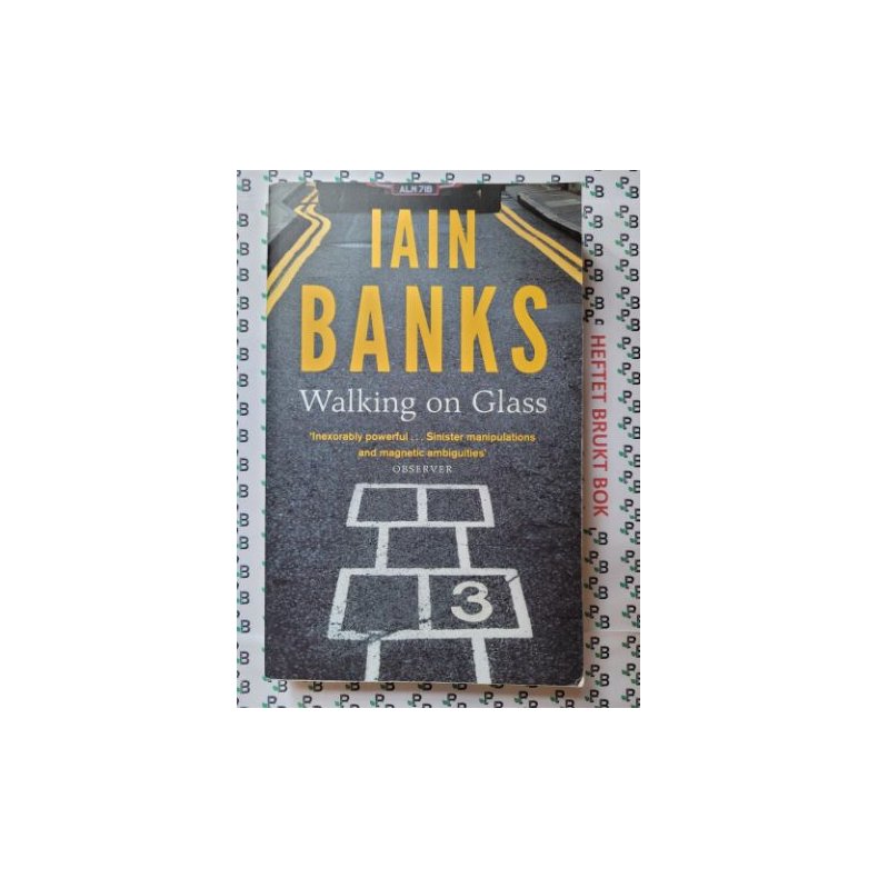 Iain Banks - Walking on Glass