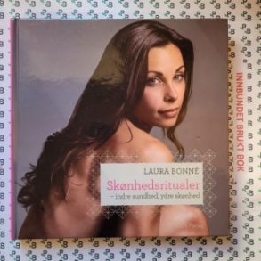 Laura Bonn - Sknhedsritualer