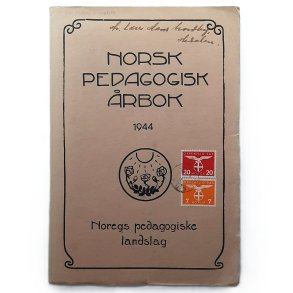 Norsk pedagogisk �rbok 1944
