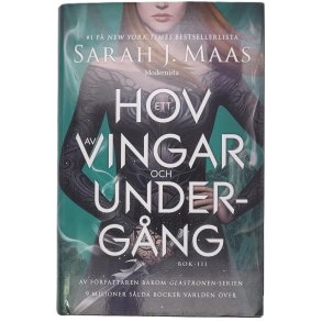 Sarah J. Maas - Ett hov av vingar och undergng