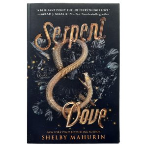 Shelby Mahurin - Serpent & Dove (Heftet)