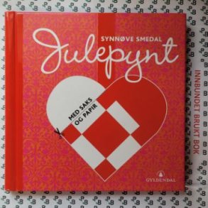 Synn�ve Smedal - Julepynt med saks og papir